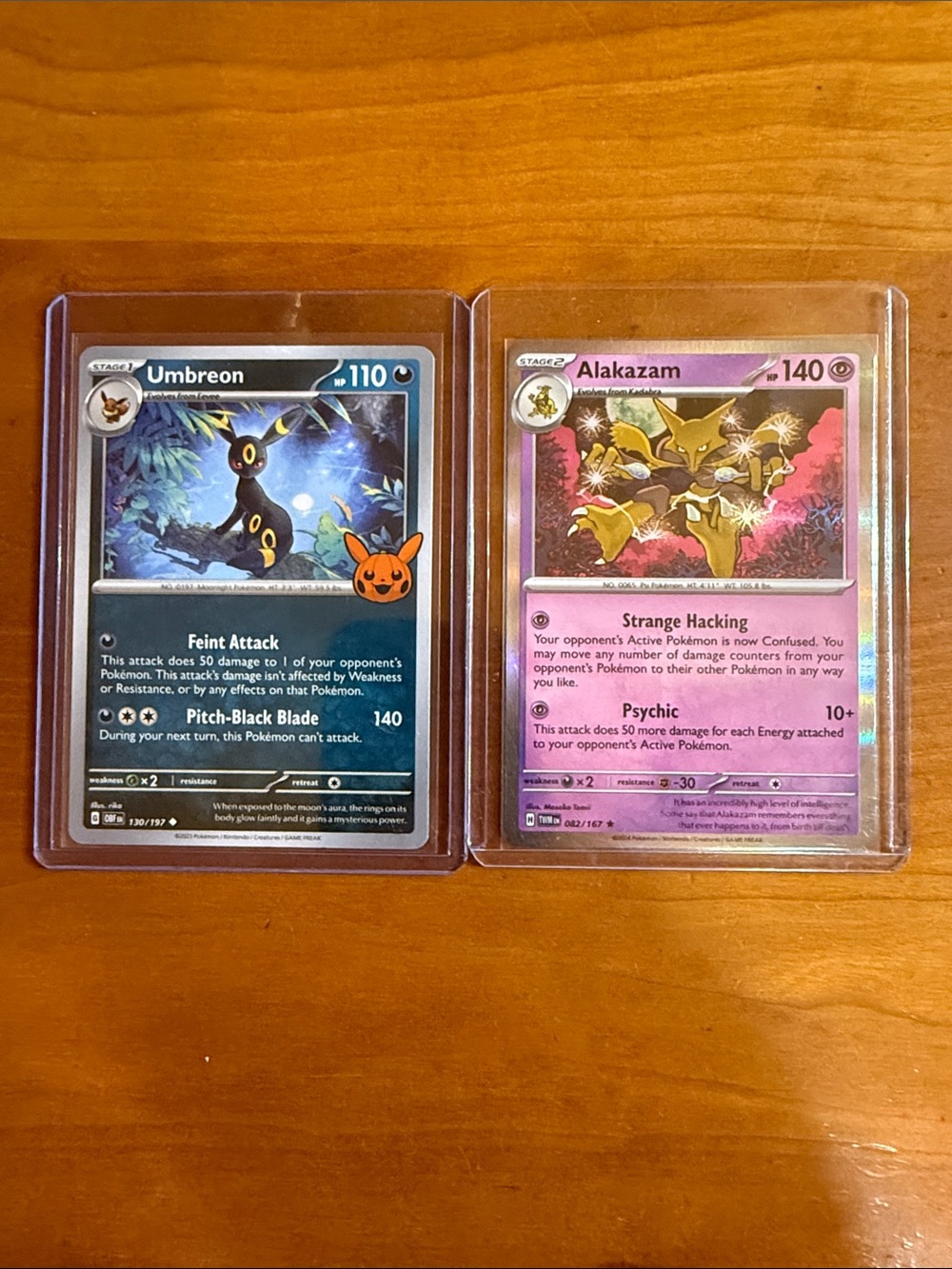 Pokemon Umbreon & Alakazam Rare Card Duo - Blue, Purple